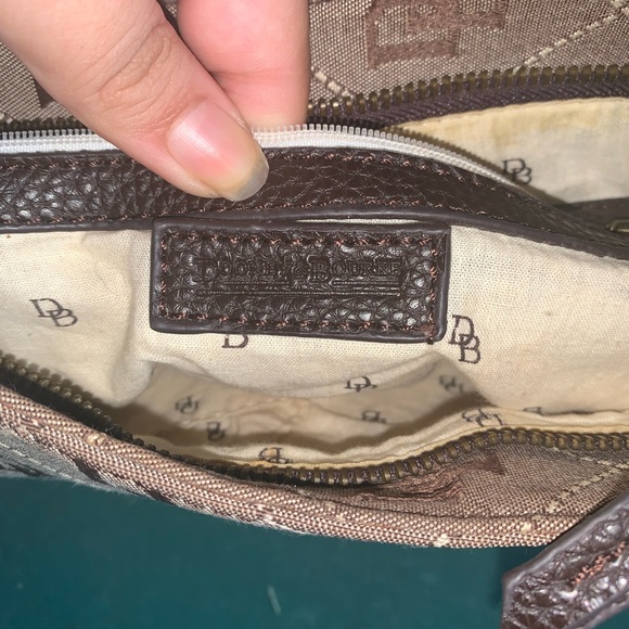 Classic Brown and Tan Dooney & Bourke Purse with clasp - Picture 10 of 15